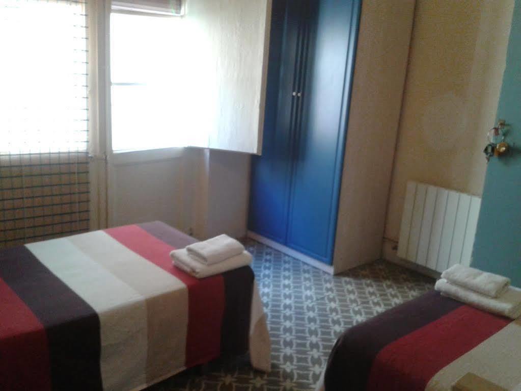 ריאוס Hostal Santa Teresa מראה חיצוני תמונה
